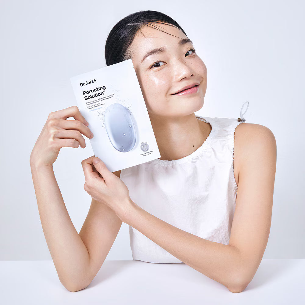 Dr. Jart+ Dermask Porecting Solution Cleansing Mask 28 g – cleansing mask with activated charcoal.