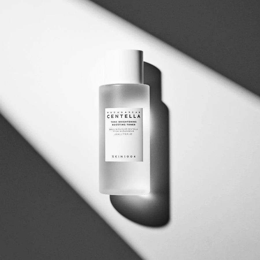 Skin1004 Madagascar Centella Tone Brightening Boosting Toner 210 ml – brightening tonic with centella for a more even complexion